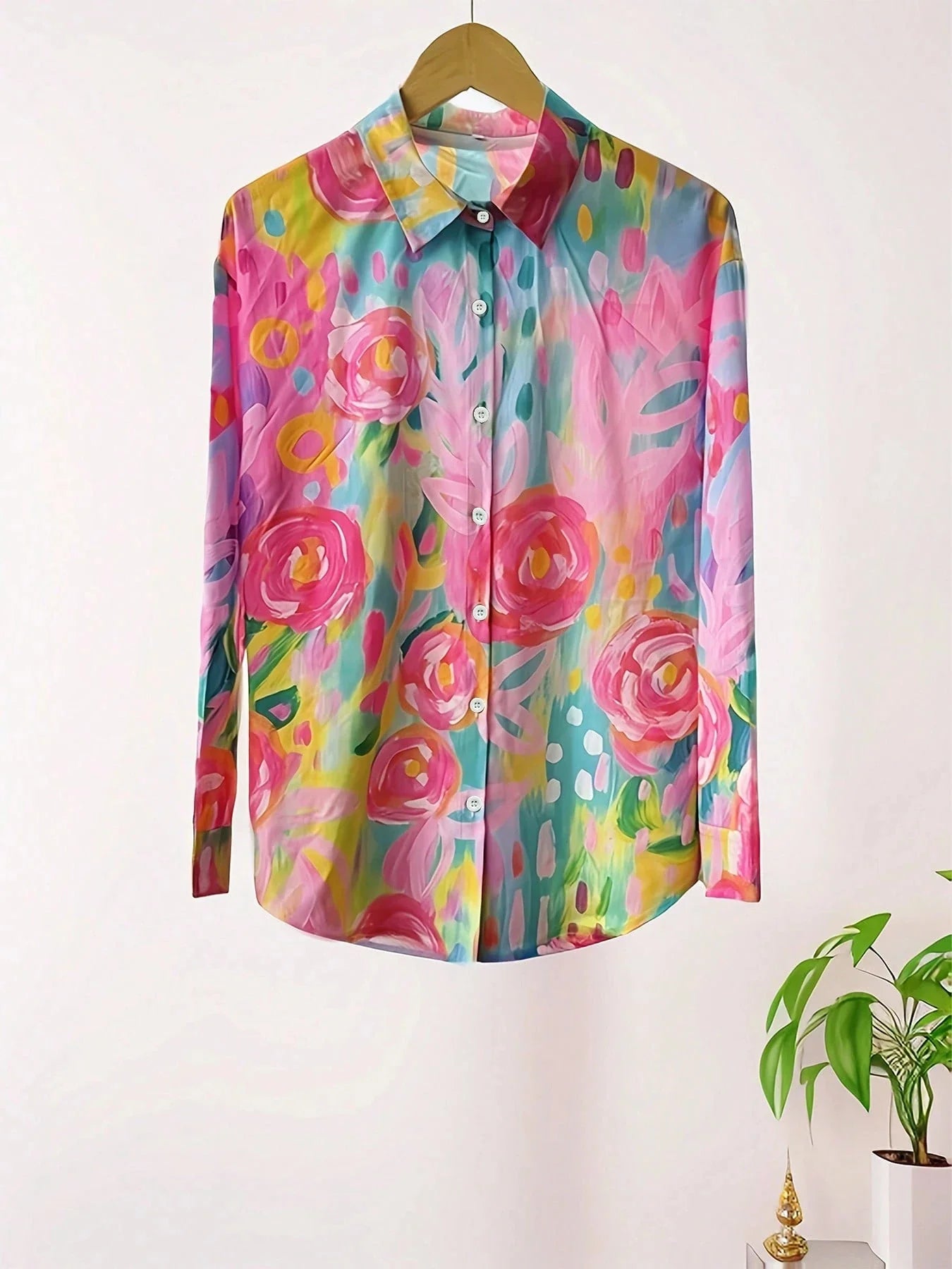 Van Laar | Kleurrijke blouse met speelse print